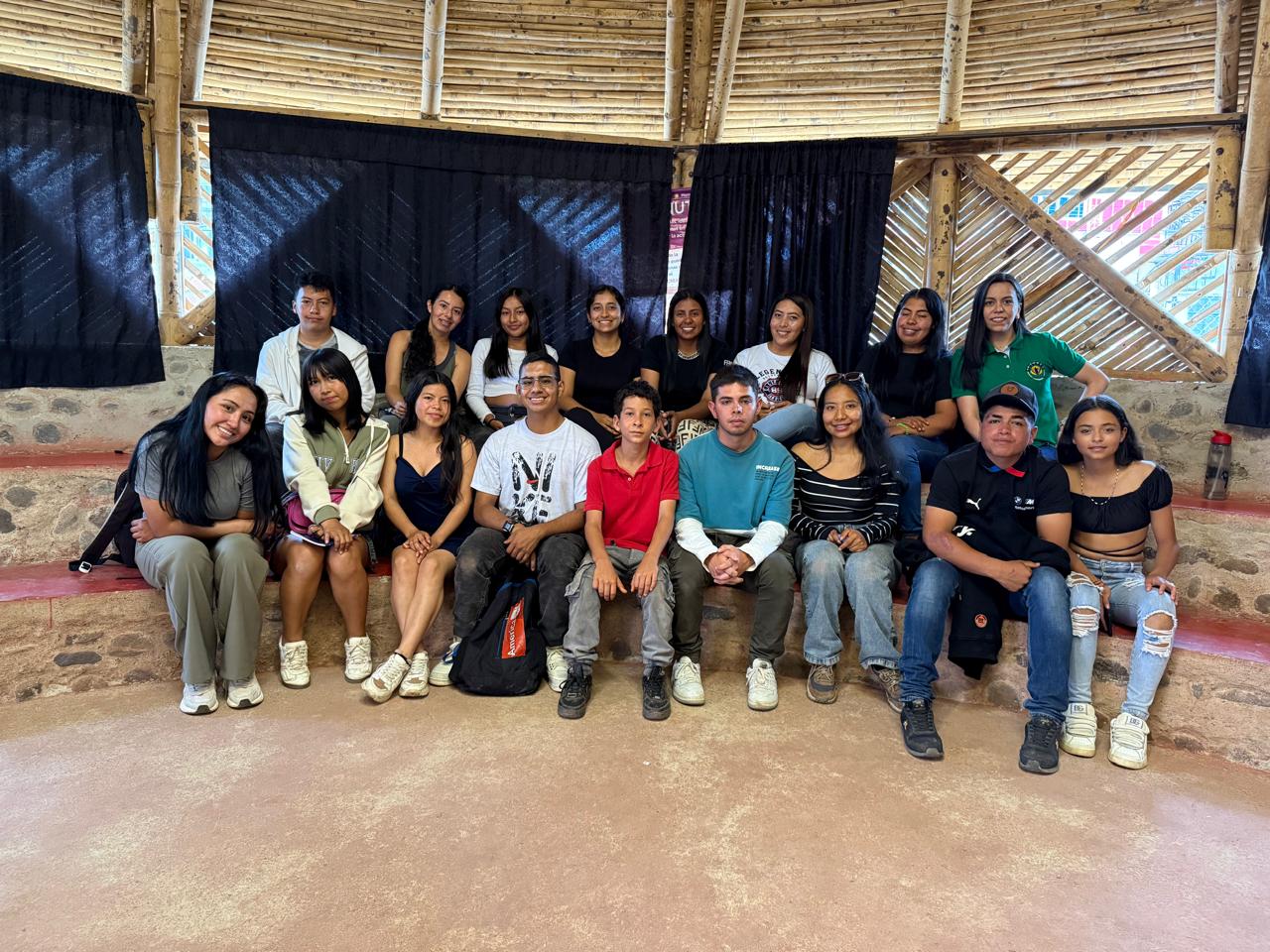 Jóvenes de El Tambo transforman sus historias en contenidos digitales con la campaña #SerJovenEs